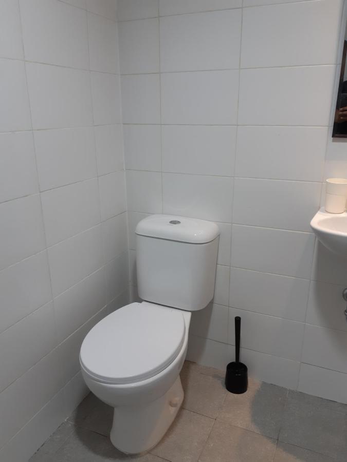 Urooms Senayan Giacarta Esterno foto